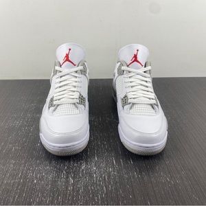 Jordan 4’s White Oreo